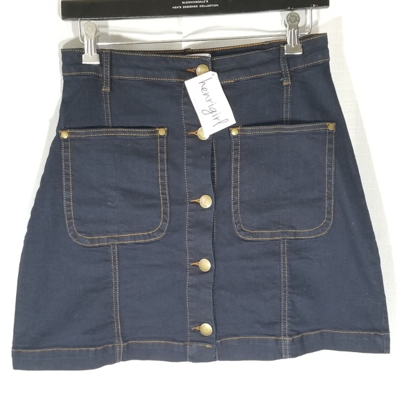 Henrigirl dark blue denim buttoned skirt.  Size M - Picture 5 of 8